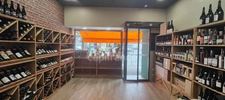 A Lisieux, mûrs commerciaux à vendre