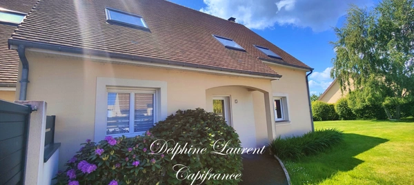 Maison à vendre de 8 pièces entre Caen et Cabourg à PETIVILLE (14)