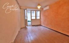 SAINT-ANDRE DE SANGONIS (34725), à louer à maison de village 74m² Carrez, 2 chambres et  1 bureau avec petite cour privative