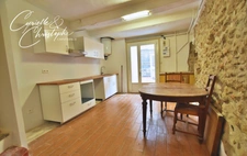 SAINT-ANDRE DE SANGONIS (34725), à louer à maison de village 74m² Carrez, 2 chambres et  1 bureau avec petite cour privative