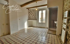 SAINT-ANDRE DE SANGONIS (34725), à louer à maison de village 74m² Carrez, 2 chambres et  1 bureau avec petite cour privative
