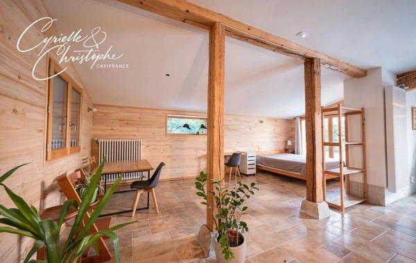 SAINT-ANDRE DE SANGONIS (34725), à vendre à maison de ville T7 209m² sur terrain de 1090m²
