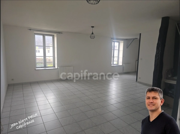Immeuble à vendre PIERRE DE BRESSE (71)