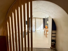 Local/bureau avec partie habitation à vendre LA ROQUE D'ANTHERON (13)