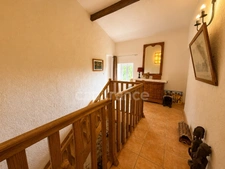 Propriété à vendre 8 pièces 274 m2 sur 1 hectare PERTUIS (84)