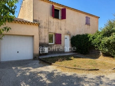 House for sale, 4 rooms, 74 m2, with garden and garage, PUYVERT (84)