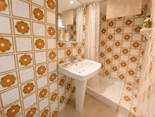 Maison à vendre 4 pièces jardin et vue panoramique BONNIEUX (84)