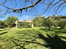 Maison à vendre 6 pièces 176 m2 jardin double garage LAURIS (84)