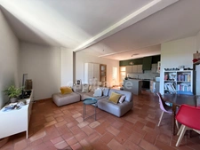 143 m2 duplex in village house with terrace for sale, 4 rooms (84)