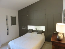 House for sale 293 m2, swimming pool, workshop plot of 7600 m2 LOURMARIN (84)