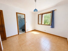 Maison à vendre 6 pièces 176 m2 jardin double garage LAURIS (84)
