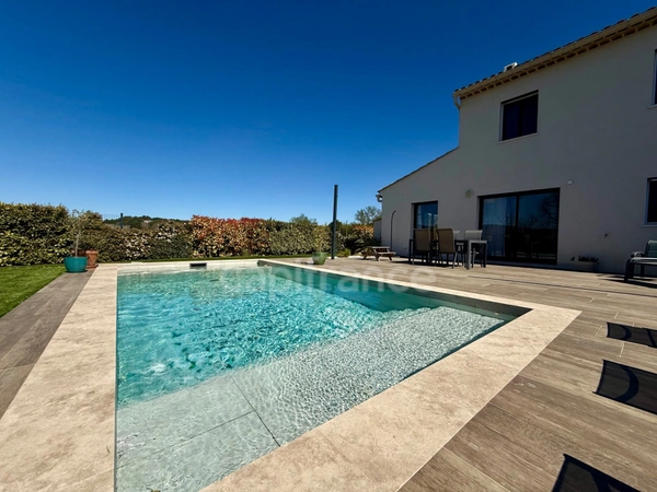 Maison récente à vendre 4 pièces 98 m2, piscine, garage sur 421 m2 PERTUIS (84)