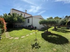Maison à vendre 6 pièces 130 m2, dépendance, piscine, jardin  LAURIS (84)