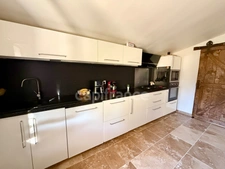 Maison de village de plain-pied avec jardin PUGET (84)