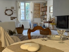 Village house for sale, 118 m2 with terrace, LOURMARIN (84)