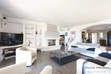 Exceptional property of 290 m2 in the heart of the Vallée des Baux-de-Provence – 25 hectare olive-growing estate for sale 7 rooms MOULES (13)