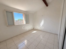 House for sale, 4 rooms, 74 m2, with garden and garage, PUYVERT (84)