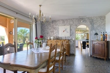 Propriété d’exception de 290 m2 au cœur de la Vallée des Baux-de-Provence sur 25 hectares 7 pièces MOULES (13)