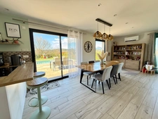 Maison récente à vendre 4 pièces 98 m2, piscine, garage sur 421 m2 PERTUIS (84)