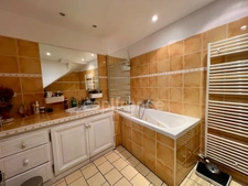 House for sale 4 rooms PERTUIS (84) 84 m2