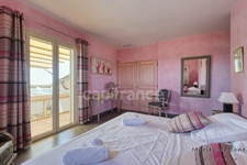 Propriété d’exception de 290 m2 au cœur de la Vallée des Baux-de-Provence sur 25 hectares 7 pièces MOULES (13)