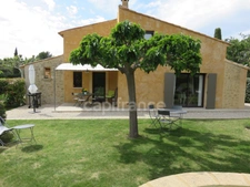 House for sale 293 m2, swimming pool, workshop plot of 7600 m2 LOURMARIN (84)