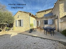 Maison de village de plain-pied avec jardin PUGET (84)