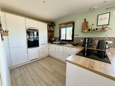 Recently built 4-room house for sale, 98 m2, swimming pool, garage on 421 m2 in PERTUIS (84)
