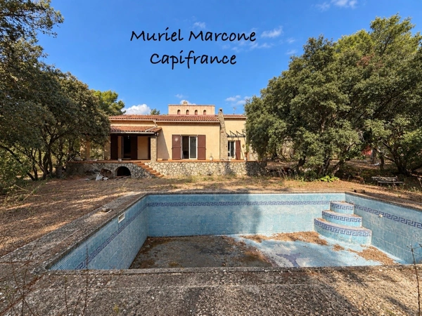 ROGNES  (13) Maison à vendre 105 M2 5 pièces, dépendance 35 m2, Garage Piscine