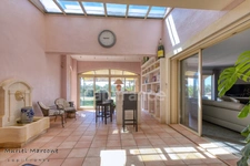 Exceptional property of 290 m2 in the heart of the Vallée des Baux-de-Provence – 25 hectare olive-growing estate for sale 7 rooms MOULES (13)