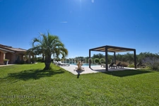 Exceptional property of 290 m2 in the heart of the Vallée des Baux-de-Provence – 25 hectare olive-growing estate for sale 7 rooms MOULES (13)