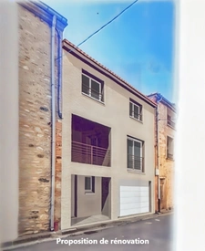 Pyrénées Orientales (66), exclusive listing - In the heart of the Catalan village of Banyuls-dels-Aspres - 58 m² barn to renovate