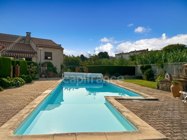 Pyrénées Orientales (66) - Maison 139 m² avec Jardin - Terrasse – Piscine – Garage – Dépendances  