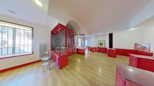 À VENDRE - LOCAL COMMERCIAL 106 m² - AMÉLIE-LES-BAINS (66) face aux Thermes.