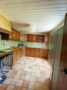 A vendre CREMPS (46) Maison en pierre 5 pièces de 101m² habitables - Dépendances - Terrain 1 857m²