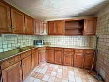 A vendre CREMPS (46) Maison en pierre 5 pièces de 101m² habitables - Dépendances - Terrain 1 857m²