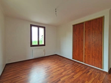 A vendre CRAYSSAC (46) Maison familiale 8 pièces de 200m² habitables - 5 chambres - 2 Vérandas - Terrain de 8000 m²